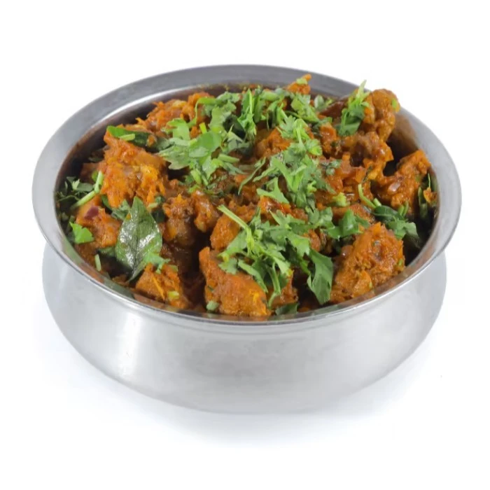 لحم مسالا: لحم مسالا هندي غني بالتوابل مطعم رويال الذهبية