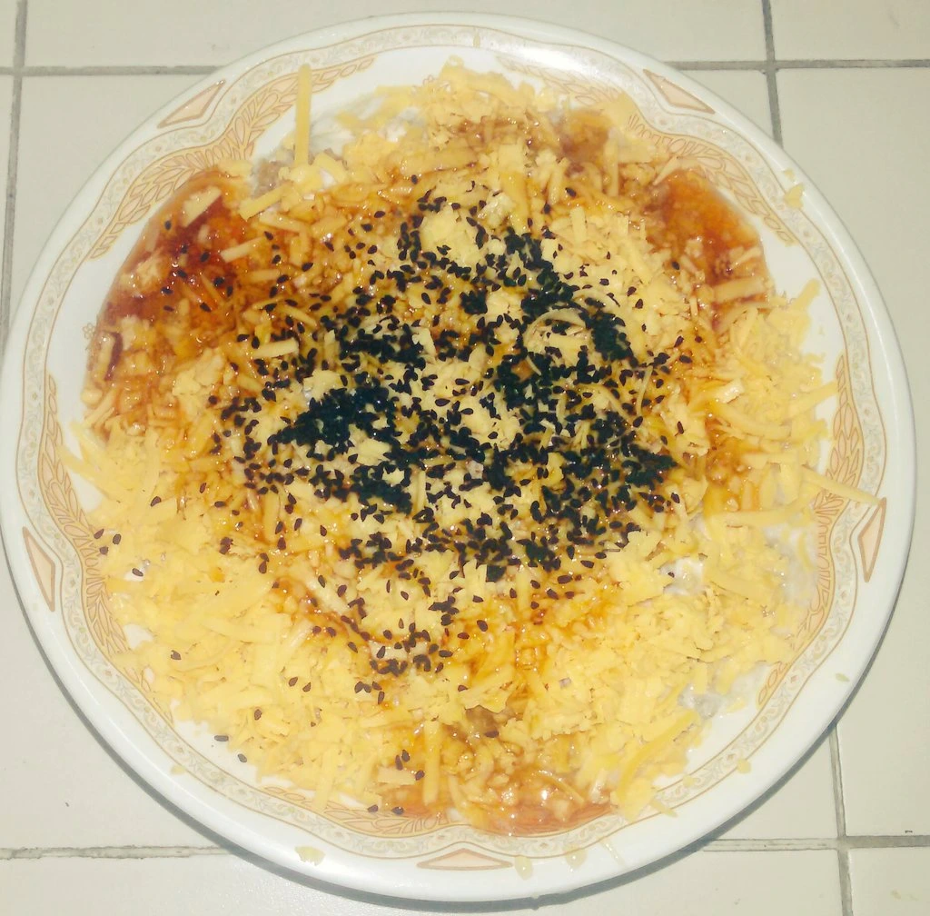 معصوب ملكي في الطائف يقدم مع الموز والقشطة والمكسرات الطازجة