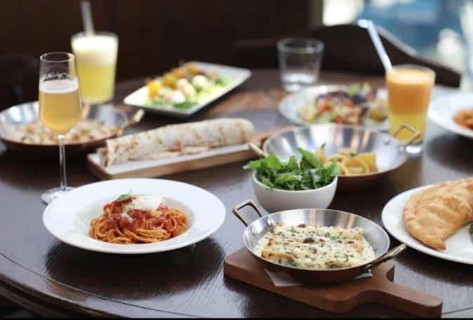 مدخل مطعم شيبرياني الرياض في حي حطين على طريق الأمير تركي بن عبدالعزيز